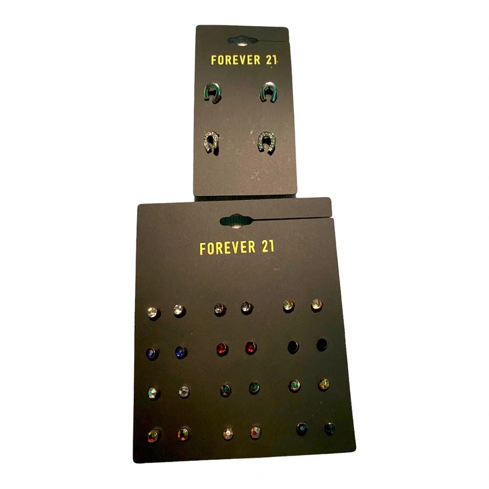 Forever 21 Earrings sets. - Picture 1 of 2